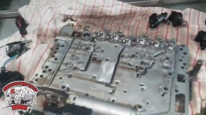 Замена масла в АКПП со снятием поддона на автомобиле Nissan Pathfinder в Техцентре КОУШ.