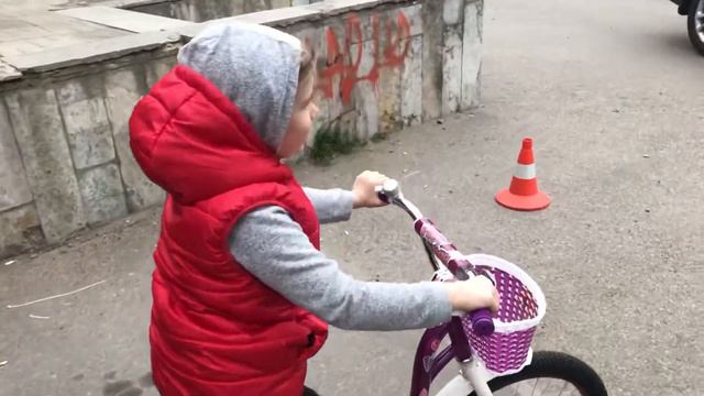 Наташе купили новый велик 👁👁 смотреть онлайн