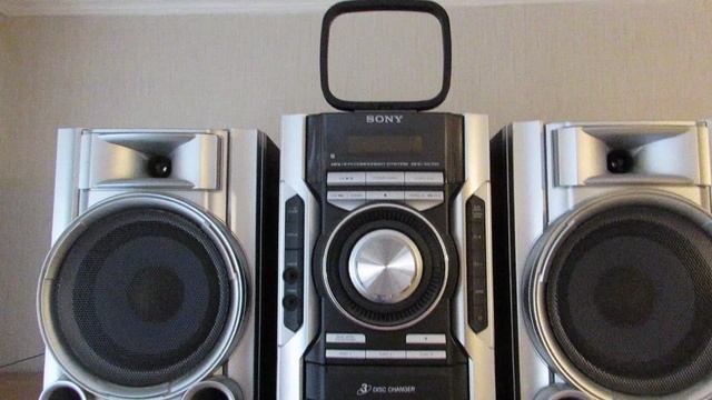 Музыкальный центр Sony MHC-EC55 смотреть онлайн