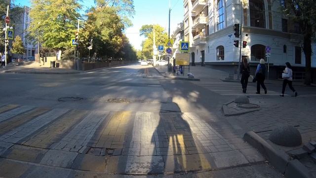[2K] Ростов-на-Дону. ул. Пушкинская. Новая разметка. Велодорожка. Парковка смотреть онлайн