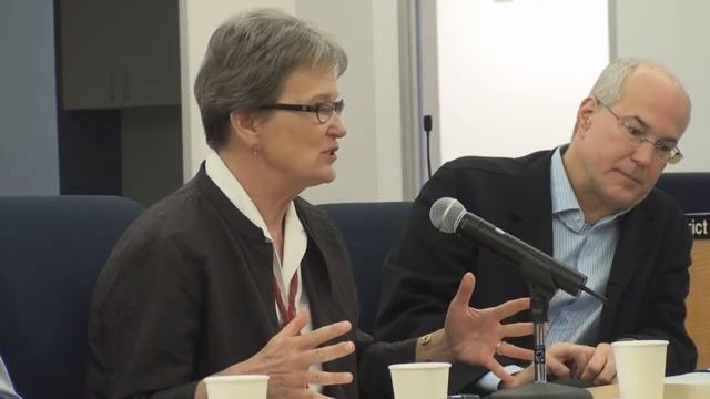 Senator Loni Hancock speaks about the California Fair Elections Act смотреть онлайн
