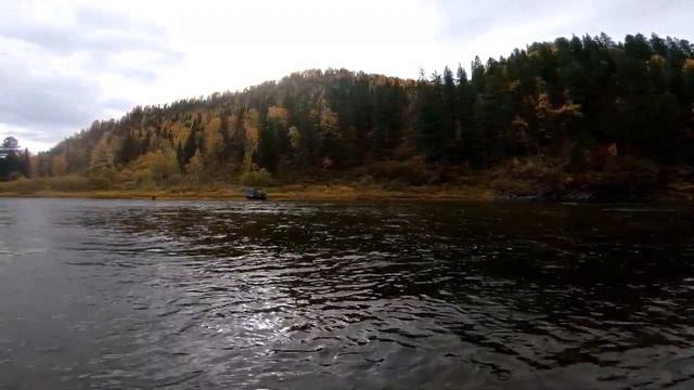 Осенняя рыбалка на Сибирской реке "Кие"!(часть четвертая) смотреть онлайн