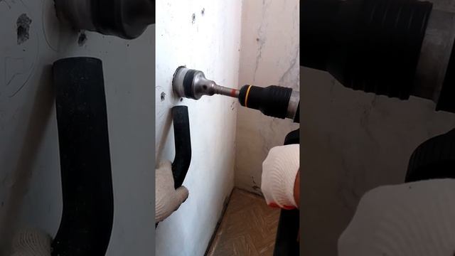 Коронка sds max Hilti и Dewalt 25602 в работе! смотреть онлайн