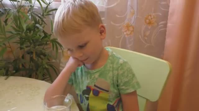 Выращиваем динозавриков в воде_ видео для детей (2017 год) перезалив
