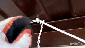 Как закрепить гирлянду по фасаду дома.?