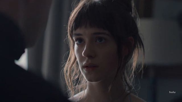 Daisy Edgar-Jones. Normal People S1E1 - Secret смотреть онлайн