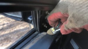 Как поменять боковое зеркало заднего вида на автомобиле Mitsubishi Lancer 9