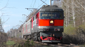 ТЭП70-0482 с пригородным поездом Алапаевск - Екатеринбург-Пасс.