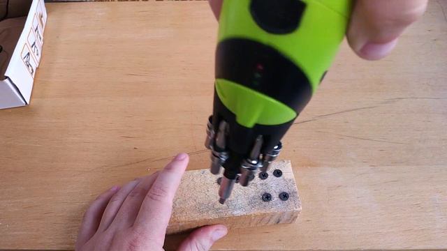 Аккумуляторная отвертка от магазина BangGood