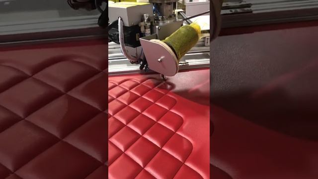 360 rotate head CNC Stitching machine for Leather sofa\Leather chair\seat \upholstery furniture смотреть онлайн