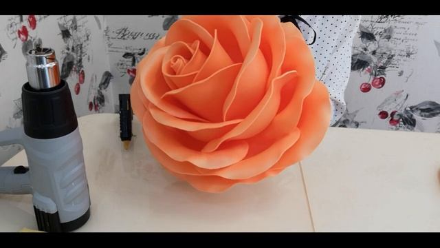#Роза из изолона на плафоне с Фикс прайс