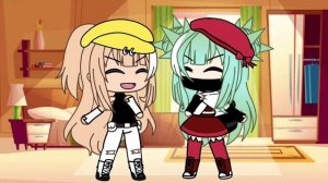 корабль по  морю плывёт зовётся чайный котелок