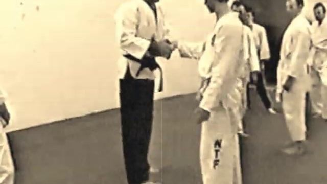 Sambo. Нейтрализация ножа. смотреть онлайн