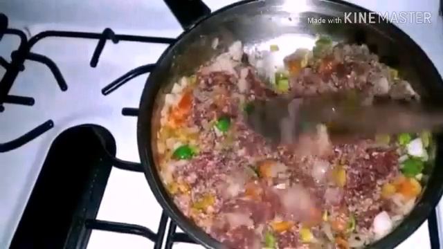 Koman yo fè spaghetti ak sauce bolonaise? Abone, komante, liker, pataje! смотреть онлайн