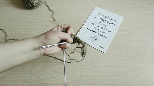 Как вязать 2 носка// 2 варежки одновременно на круговых спицах смотреть онлайн