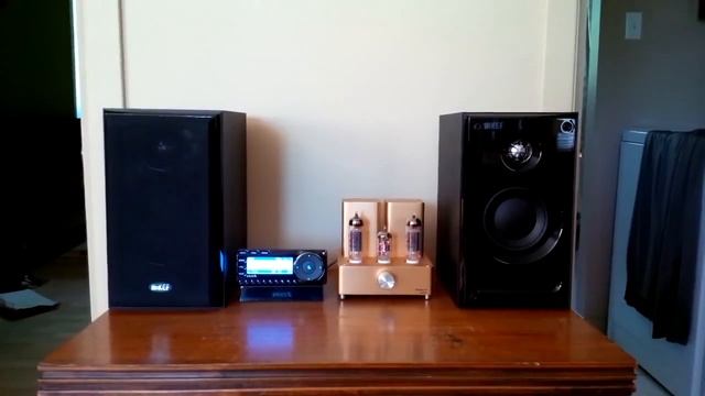 PA0901A Tube Amp with KEF C1 Speakers and Starmate 7 Sirius Satellite Radio смотреть онлайн
