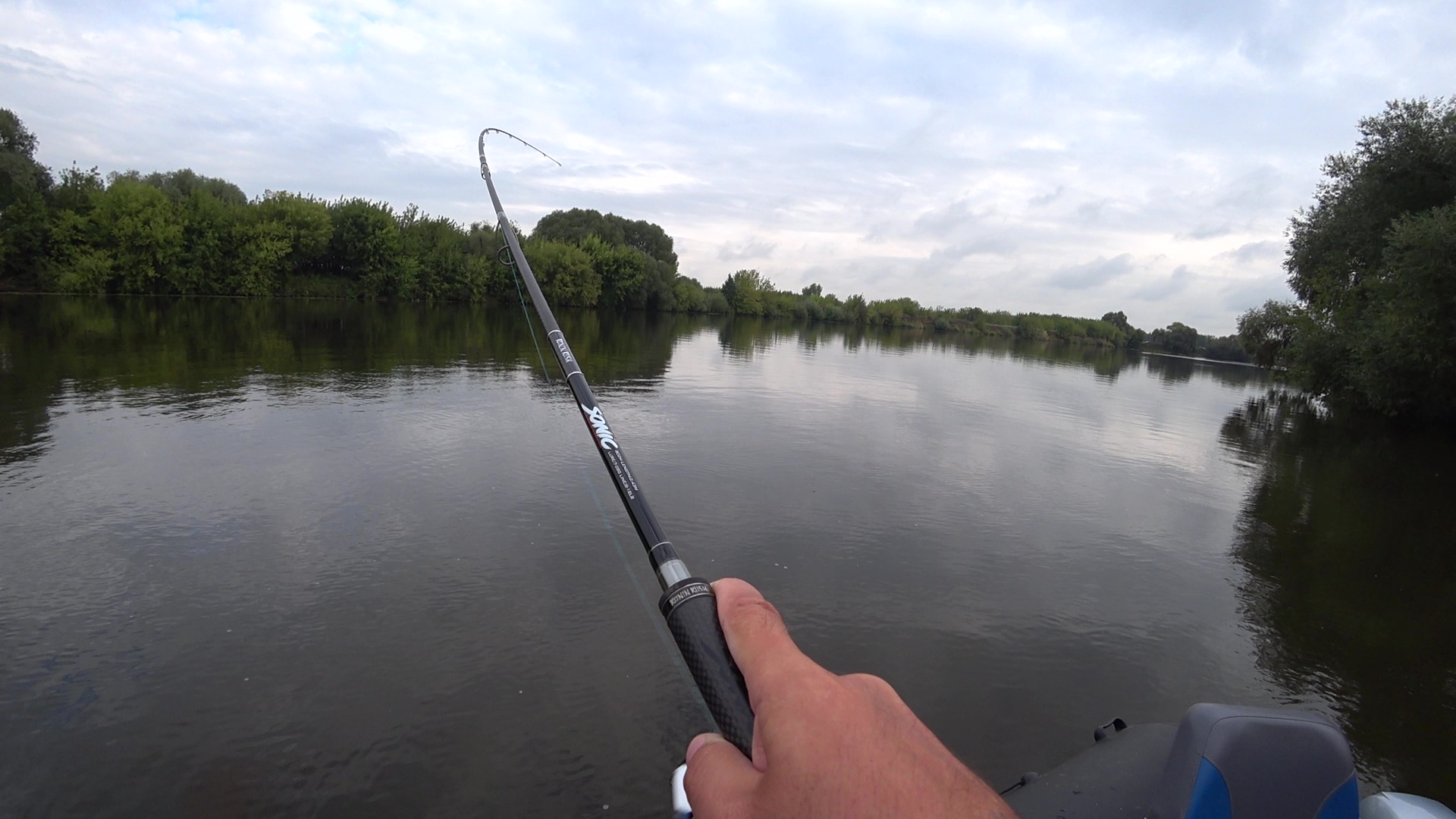 КИСЛОТА ЛОВИТ! Рыбалка на судака щуку Спиннинг в сентябре 2023 смотреть онлайн