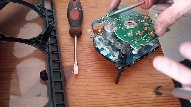 Fixing The Speedometer On My 1992 Volvo 940 Turbo