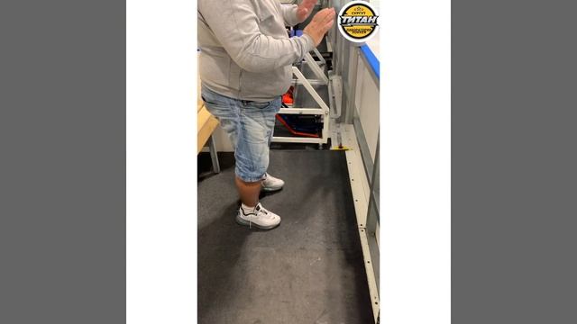 КАК БЫСТРО ПЕРЕМЕЩАТЬСЯ ХОККЕИСТУ? Подробный разбор: бег по прямой.