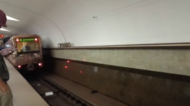 Поездка на тематическом поезде 81-740/741 Акварель смотреть онлайн