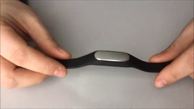 Xiaomi Mi Band black "умный" фитнес-браслет Bluetooth смотреть онлайн