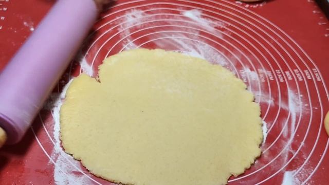 ЕСЛИ ЕСТЬ СМЕТАНА и ЯЙЦА БЕГИТЕ НА КУХНЮ и ПРИГОТОВЬТЕ ОБОЛДЕННЫЙ ДЕСЕРТ К ЧАЮ смотреть онлайн