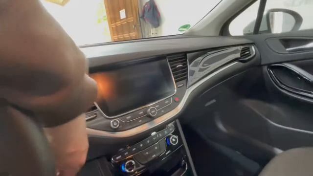 Opel Astra K 1,4 SIDI Turbo INNOVATION Start/Stop смотреть онлайн