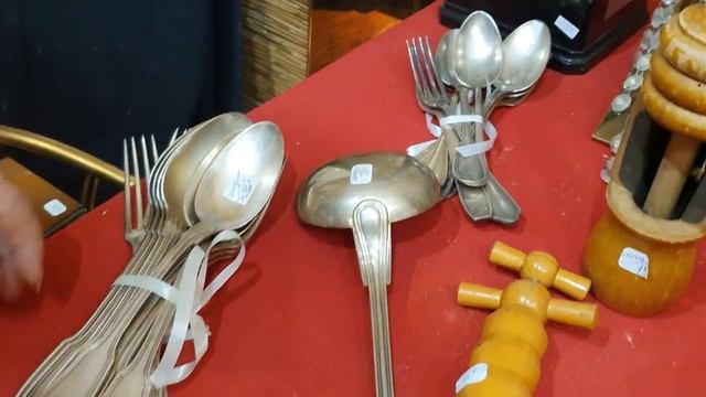 Секонд Хэнд Антикварная французская лавка в городе Bergerac. Барахолка смотреть онлайн