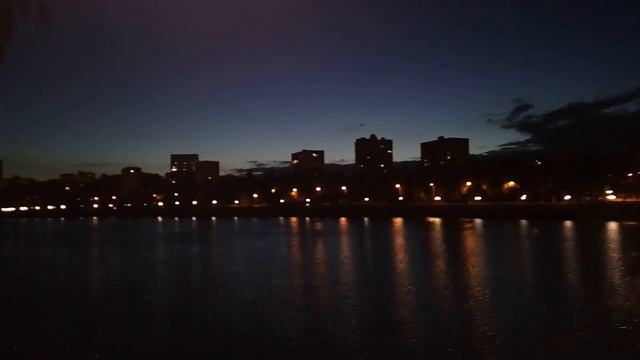 Донецк сегодня Набережная Кальмиуса 03.10.2018 18:51 смотреть онлайн