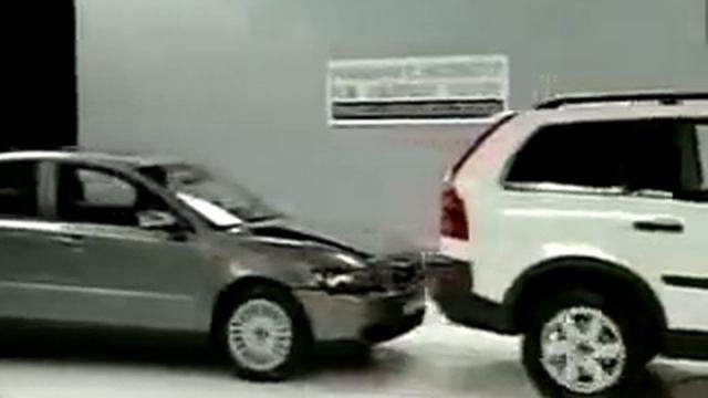 Crash Test: Volvo S40 vs XC90. смотреть онлайн