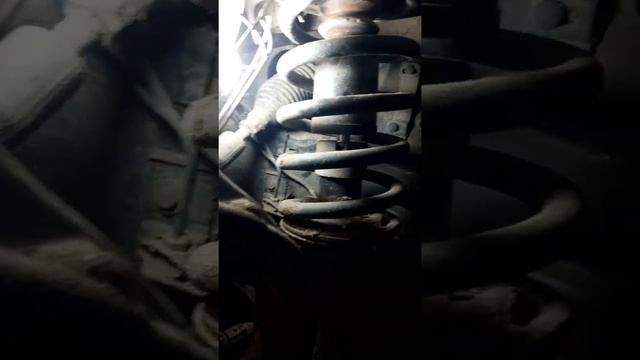 Лёгкая замена верхних рычагов Audi A6 C5