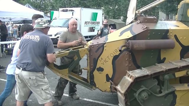 Start old Tank WW1 (1917) смотреть онлайн