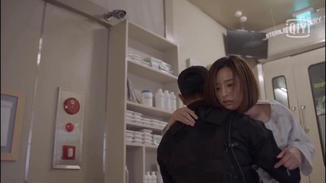 Sweet Kim Ji Won waiting her boyfriend to come back | Descendant Of The Sun [ENG SUB] смотреть онлайн