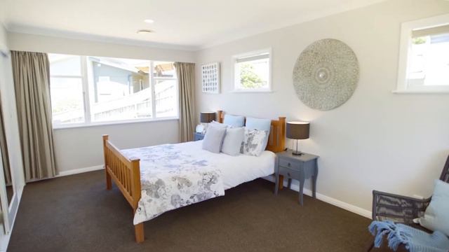 51 Glanmire Road, Newlands - Wellington (Tom Culy, Harriet Culy & Nick Major) смотреть онлайн