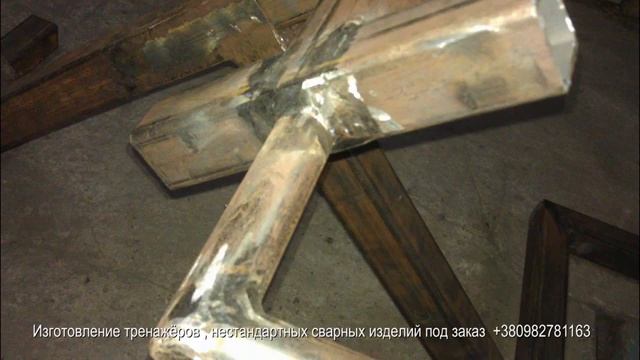 Гиперэкстензия своими руками. Self made fitness machine for hyperextension. смотреть онлайн