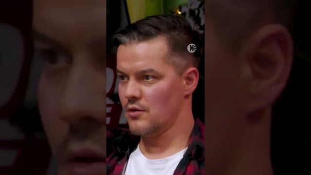 😅 КОГДА ТОЛЬКО ПРИЕХАЛ В РОССИЮ #хоккей #кхл 📹 @hcsalavat смотреть онлайн