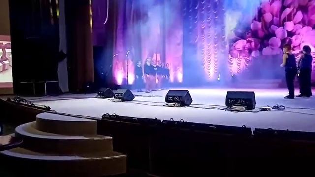 Танцевальный коллектив "Позитив". Танец "Диско" смотреть онлайн