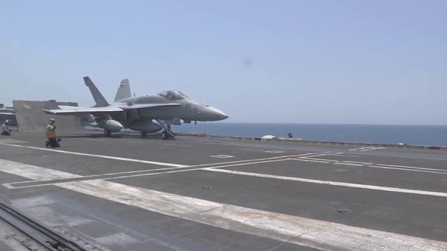 USS Gerald R. Ford Arrives Near the Red Sea with advanced F-18 Super Hornet Fighter Jets смотреть онлайн