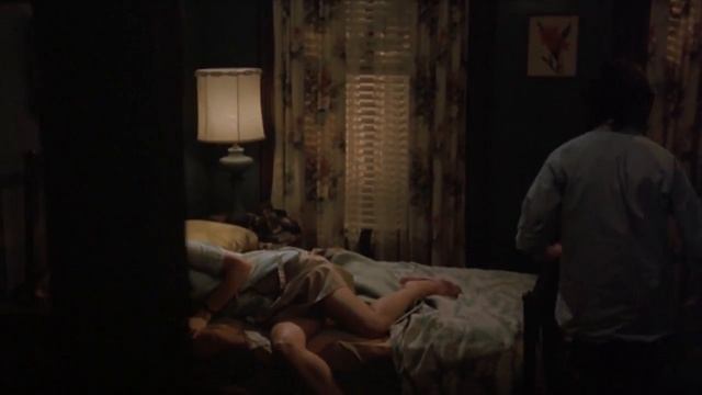 Mother poisoned her son when he was sleeping смотреть онлайн