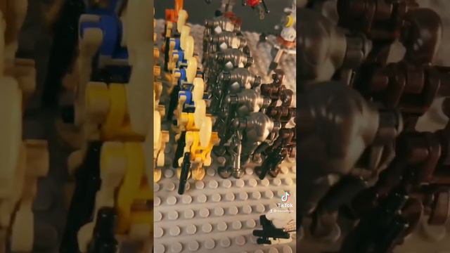 Lego Star Wars The Clone Wars Droid Army Collection Showcase смотреть онлайн