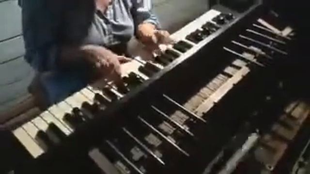 Копия видео "фисгармония 1907 г в процессе реставрации." смотреть онлайн