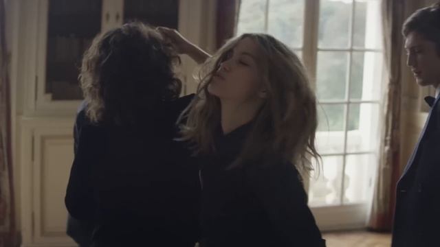 The DUSK CLUB Campaign | MANGO FW16 смотреть онлайн