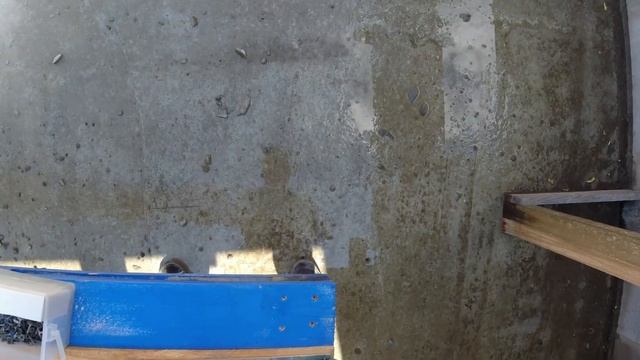 РАЗОБРАЛ КРАН! Что стало с ДЕРЕВЯННЫМ КРАНОМ за ГОД УБОРКА на СТРОЙКЕ! Будни самостройщика смотреть онлайн