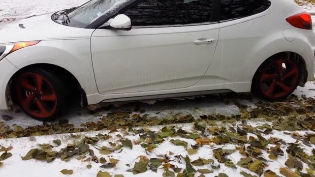 My Veloster turbo stuck on ice! смотреть онлайн