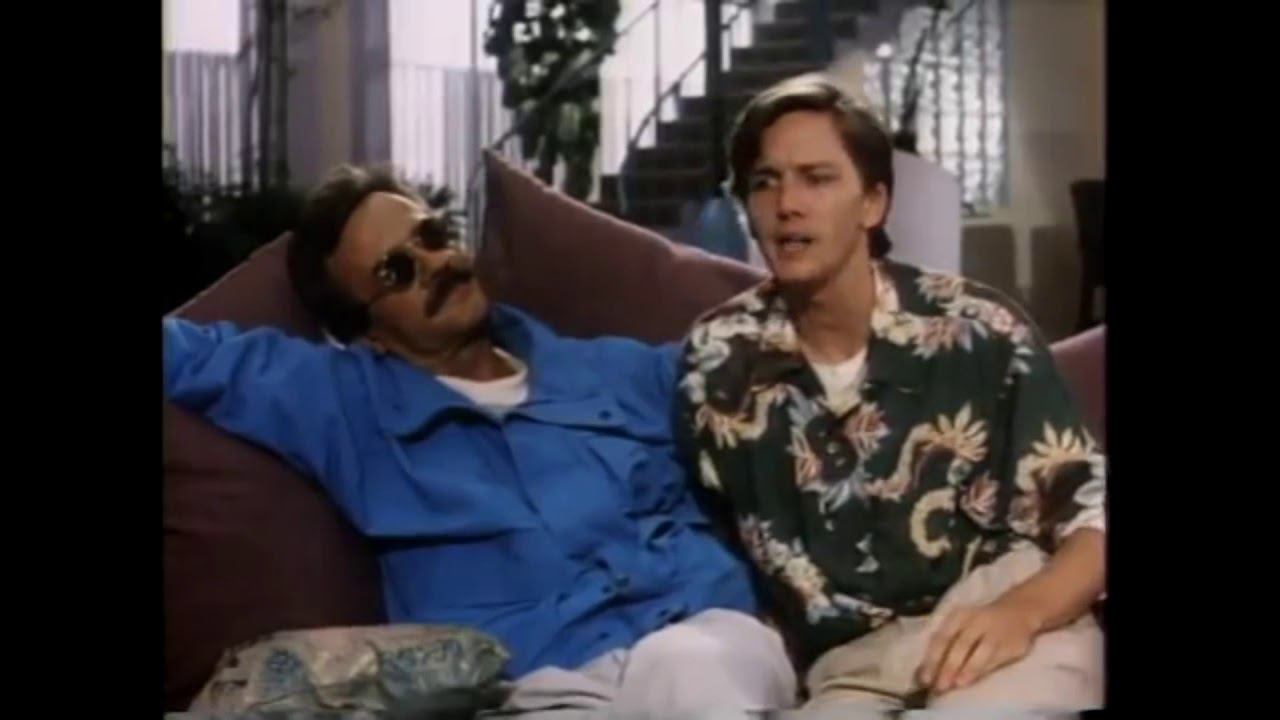 Трейлер Уик-энд у Берни смотреть онлайн