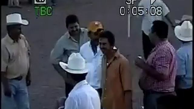 Suzuki de Aurelio vs Caballo смотреть онлайн