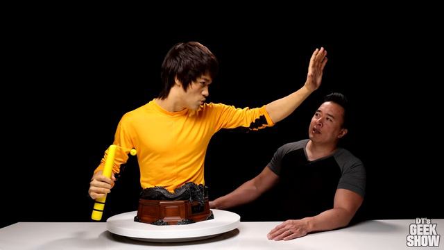 BRUCE LEE RETURNS!!! Infinity Studio Bruce Lee Life-Size Bust Review!
