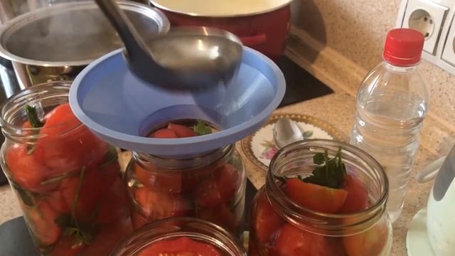 Помидоры половинками на зиму! Невозможно оторваться!!! смотреть онлайн