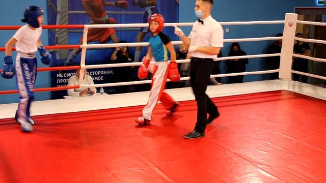 Кикбоксинг. Фатыхов Тимербулат (красный) - Грабарь Арсений (синий) смотреть онлайн