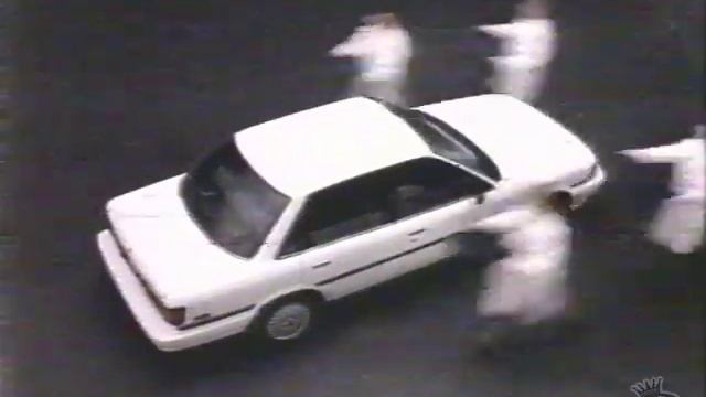 1989 Toyota Camry Car Commercial смотреть онлайн